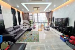 Madame loan bán gấp nhà mặt phố phố huế sầm uất 50m2 chỉ 20.89 tỷ. lh 0989.62.6116