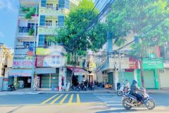 Bán nhà 4 tầng lê thánh tôn đối diện tttm vincom cách biển 200m giá tốt