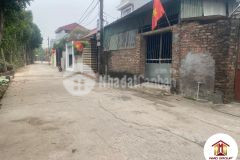 Bán nhà 40m2 tại khu tập thể x80, xuân canh, đông anh, nhỉnh 1 tỷ, đường ô tô tránh lh 0886736116.