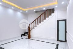 Cần bán gấpnhà ái mộ, p.bồ đề, q.long biên. dt71m, 5t. chỉ 11 tỷ. 0979868919