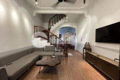 Bán nhà hoàng mai 40m2 ba gác sát phố sổ vuông nhỉnh 3 tỷ