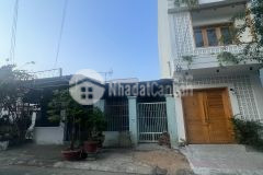 Bán nhà đường nhựa 10m tđc đất lành.