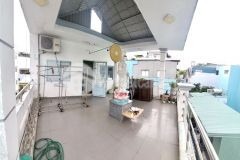Cmt8, p.13 quận 10, 45m2, 4 tầng btct, 5 pn giá 5.7 tỷ.