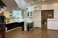 Bán nhà lạc trung, 44m2, 4,6 tỷ, oto đỗ cửa.