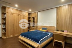 Toà 7 tầng thang máy lâm hạ. lô góc ô tô tránh. 140m2. bể bơi vô cực