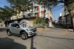 Bán nhà 3 lầu 2 mt đường 606 hbp, dt 108m2, giá 10.5 tỷ