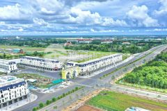 Bom tấn 2023,siêu đại đô thị,đối diện tỉnh ủy,chỉ hơn 10trm2 có sổ đỏ lâu dài.