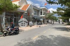 Cắt lỗ mảnh đất tổng diện tích 85.6m2,đón sóng quy hoạch vân phong.