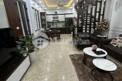 Bán nhà phùng khoang ô tô 35m2 mt3.2m giá 3.65tỷ