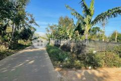 Hạ giá mạnh bán 2 lô cư đăng góc 2 mặt tiền đường bê tông cách quốc lộ 250m trục chính cách uỷ ba