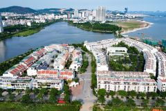 Cho thuê 2 căn liền kề lotus bim trung tâm bãi cháy,hạ long