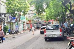 Bán nhà mp 155 phương mai giá 16.9 tỷ 64mx5t, kd lớn