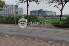 Nhà 53 m2,mt gần 5 m,lô góc,trước nhà 2 oto tránh,hiếm có ở phúc lợi,giá đầu tư 3.65 tỷ