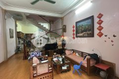 Chính chủ bán nhà dân xây 45m tại ngọc thụy, long biên. gần vườn hoa long biên, mipec. dân xây chắn