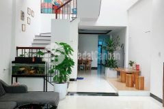 Nhà mê cần tiền bán gấp hẻm chính 248 lê thánh tôn đang ngộp