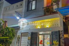 Chủ bán nhà 2 tầng view đẹp, đường hòa hưng quận 10 0902934079