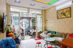 Gấp bán nhà lg thích quảng đức phú nhuận 2 tầng 67m2 chỉ 7.3 tỷ.
