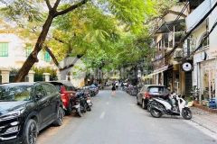 Mặt phố víp tt quận hai bà hàng xóm cụ tổng mặt tiền rộng gần hồ 32m 20xtỷ