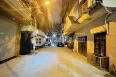 Bán nhà lương định của 45m2, mt 4m. ngõ thông oto vào 8.3 tỷ