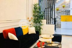 Mặt tiền gần cư xá bắc hải, kinh doanh sầm uất, 5 tầng kiên cố, đẹp lung linh.