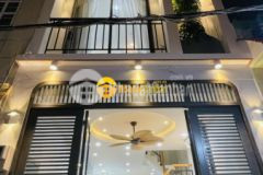 Cần bán căn nhà hẻm xe hơi thông quang trung p.11, gò vấp tel 0931867729 thúy