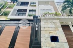 Bán nhà mặt tiền kha vạn cân 210 m2 4 tầng ngang 7 thủ đức sẵn dòng tiền chỉ 25 tỉ 0916 488331