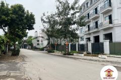 Bán đất 102m2 tổ 24 đông anh hà nội tiện ích đầy đủ kinh doanh ô tô, lh 0983293946.