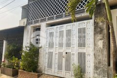 Nhà hẻm trung tâm phố chỉ 1,3xx tỷ xây kiêng cố vào ở ngay