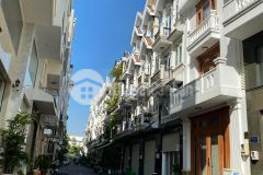 B.tânnhà 2 mặt hẻm oto thông đg 11 79.5m2 5.95tỷ