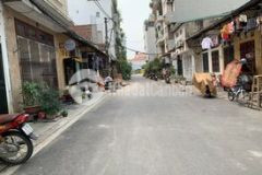 Bán nhà c4 khu 918 phúc đồng, long biên 45m2,mt 4m, ôtô tránh, vỉa hè 4,5tỷ 0374699896