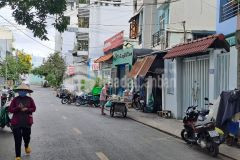 Bán nhà hẻm 52 nguyễn thị thập, ngang 4.5 dài 20, giá 11.xx tỷ