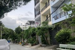 Đường 12m có vỉa hè. khu an ninh, nhà 5 tầng btct. 6pn 7wc,hoàn công đủ, nhỉnh 12 tỷ