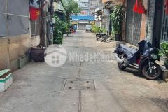 Bán nhà tân phú, vườn lài 3.9ty, shr 30m2,hxh 6m, oto đỗ cửa.