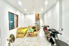 Chỉ 2 tỉ nhỉnh đã có nhà 30m2 4 tầng nằm ngay khâm thiên đống đa