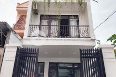 Bán nhà 3 tầng mới xây 46m2 thôn nhì vân nội đông anh ô tô kinh doanh nhỉnh 2 tỷ lh 0886736116.