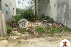 Bán đất 69,7m2 mt 6,9m tại kính nỗ uy nỗ đông anh đường 5m ô tô tránh lh 0888696362.