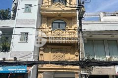 Vừa bán vừa cho thuênhà mặt tiền hoà hưng, quận 10.