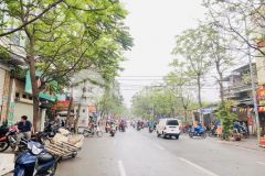 Nhỉnh 4tỷ nhà mặt phố giá trong ngõ vỉa hè rộng kinh doanh sầm uất dương văn bé