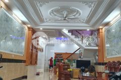 Bán nhà mt đường số lê văn việt, đình phong phú ngã 4 thủ đức 122m2 ngang 5 nhỉnh 6 tỷ.