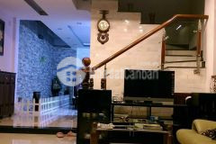 Bán nhà đường 12 m đúc 4.5 tấm đẹp, khu víp, dân trí, mát mẻ