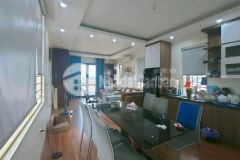 Bán nhà mặt phố ngọc lâm, sát đường 40m, kd hái ra tiền, thang máy 60m mt5m, giá mua ngay.