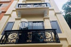 Hiếm 4 tỷ nhà nguyễn khang 36m2x5t, mtien 5m ngõ thông lô góc gần phố ở ngay.