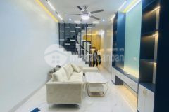 Bán nhà ở cự lộc 4,28 tỷ view sang royal city 15m ra ô tô