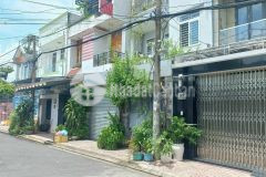 Bán nhà mt đường 6 hbc, dt 107m2, giá 11.5 tỷ