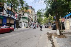 Bán nhà cầu diễn oto lùi tận cửa tặng nội thất ở ngay 50m ra đường 32