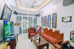 Cần bán gấp nhà phùng khoang lô góc 38m2 giá 3.75tỷ