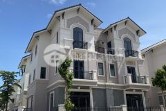 Biệt thự góc centa vsip mà giá chỉ 56 triệu 1m2.