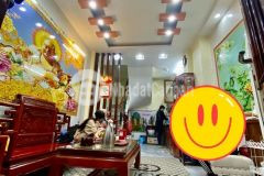 Bán nhà đẹp mai động, ô tô, dt 32m x 5t, mt 4m, giá chào 3 tỷ 3, lh 0984417892.