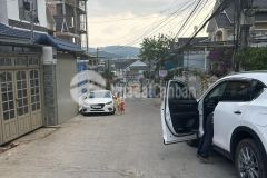 Ban đât srxd đương ô tô ne nhau kim đông p6 đa lat