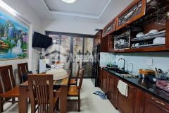 Bán nhà riêng phố lĩnh nam, dt 62m2, 3 tầng mặt tiền 4m, ô tô đậu cửa giá 6,5 tỷ